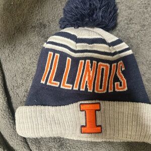 Illinois Knit Beanie with Pom